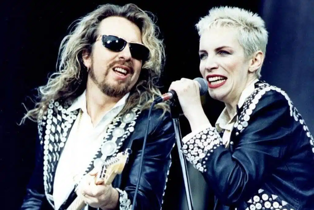 b2ap3 large Eurythmics concert