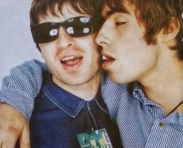 the-lads-livin-the-proper-oasis-lifestyle-in-1995-v0-tjh1k2wc2hld1 copy