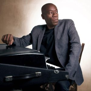 roachford-press-shot-3